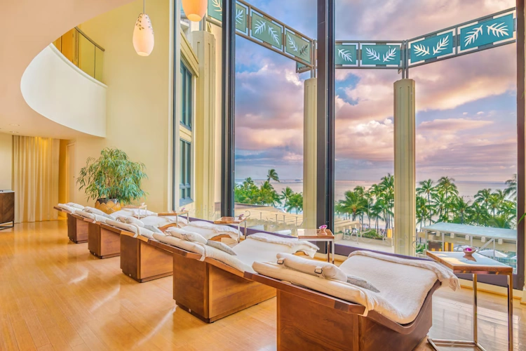 Hyatt Regency Waikiki Beach Resort and Spa welness 011.webp