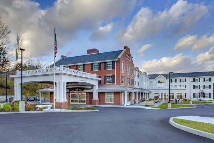 Hampton Inn and Suites Manchester VT buitenkant.webp
