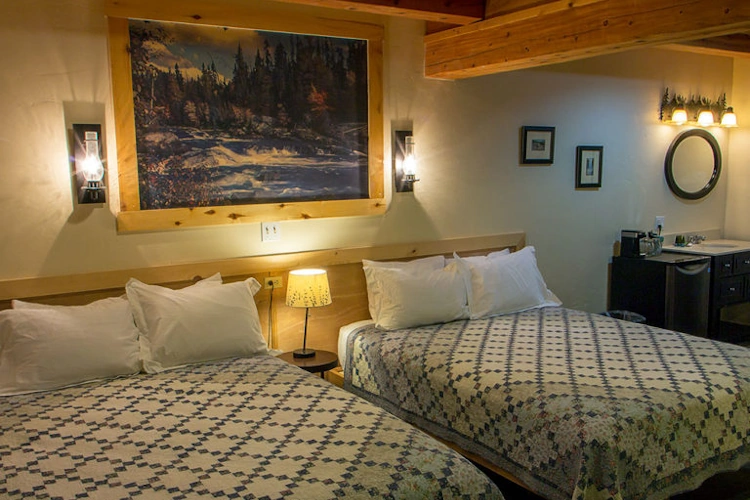 High Country Motel and Cabins binnen.webp