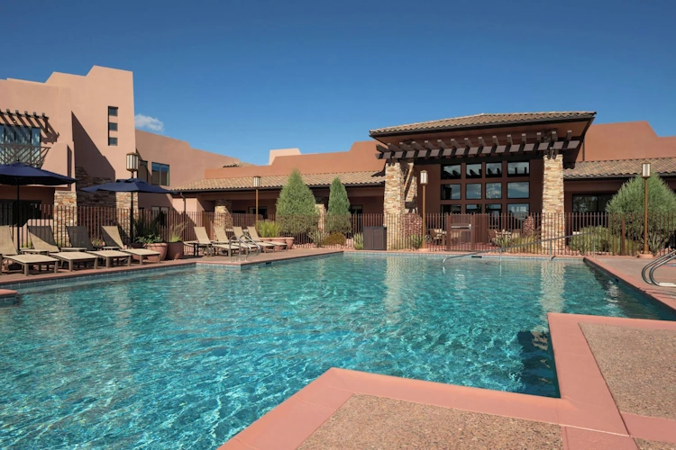 Courtyard by Marriott Sedona zwembad.webp